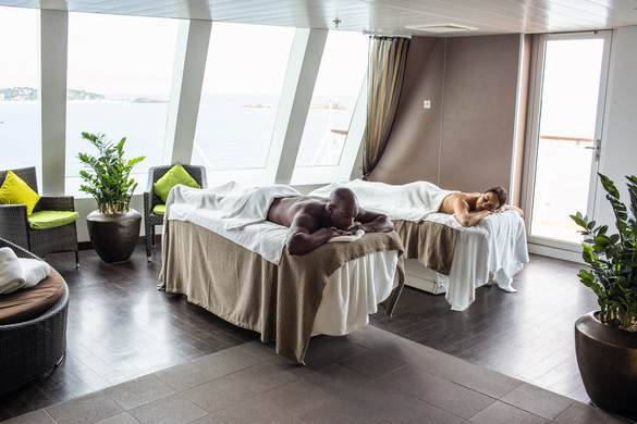 Marella Cruises Marella Explorer Spa & Beauty Salon ©Adam Whitehead.jpg